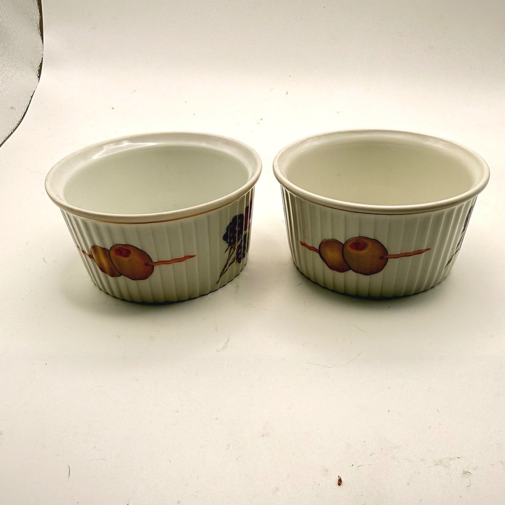 Royal Worcester Evesham Vale Ramekins Set of 2 Olive Blackberry Made in England